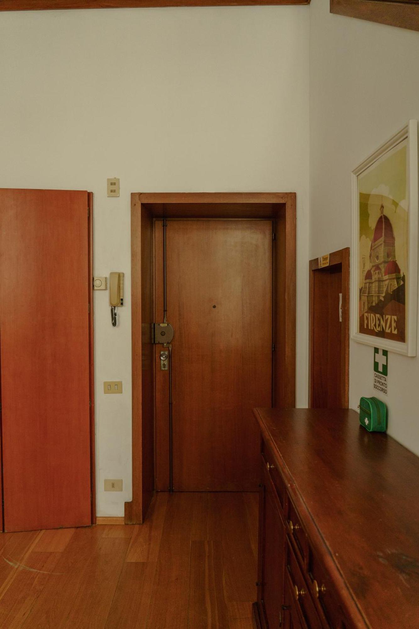 Nice One Bedroom In Historical Building Флоренция Екстериор снимка