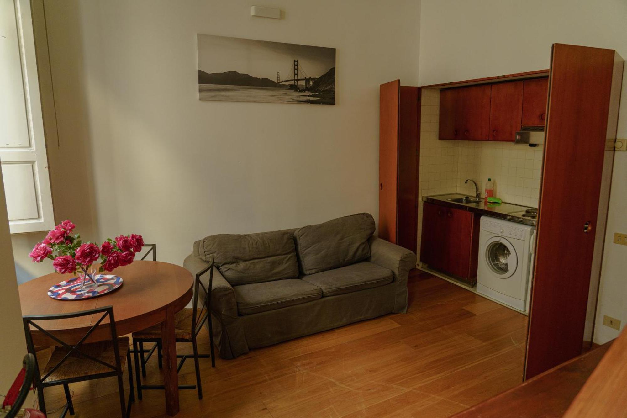 Nice One Bedroom In Historical Building Флоренция Екстериор снимка